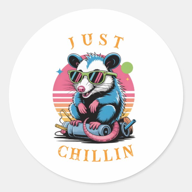 Adesivo Ogambá "Apenas Chillin", Retro Engraçado (Frente)