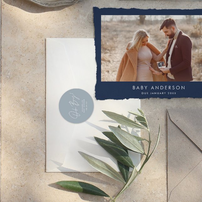 Adesivo oh garoto Chá de fraldas script azul elegante (Criador carregado)