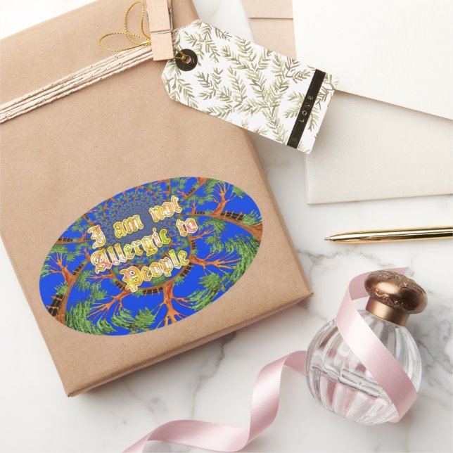 Adesivo Oval Acacia Alchemy: Eu não sou alérgico à arte Pessoas (Presentear)