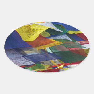 Adesivo Oval Bandeiras tibetanas da oração em Boudhanath Stup