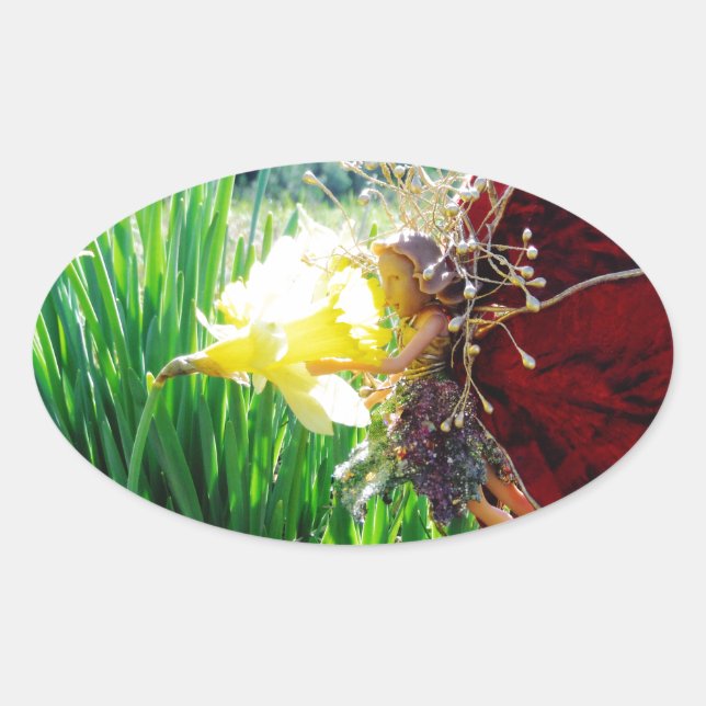 Adesivo Oval Fada nos Daffodils (Frente)