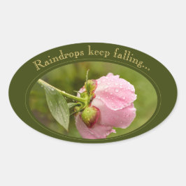 Adesivo Oval Flor de peônia rosa com gotas de chuva cintilantes