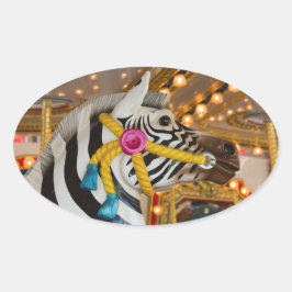 Adesivo Oval Foto de Carousel Ride Zebra Horse, feliz-Ida
