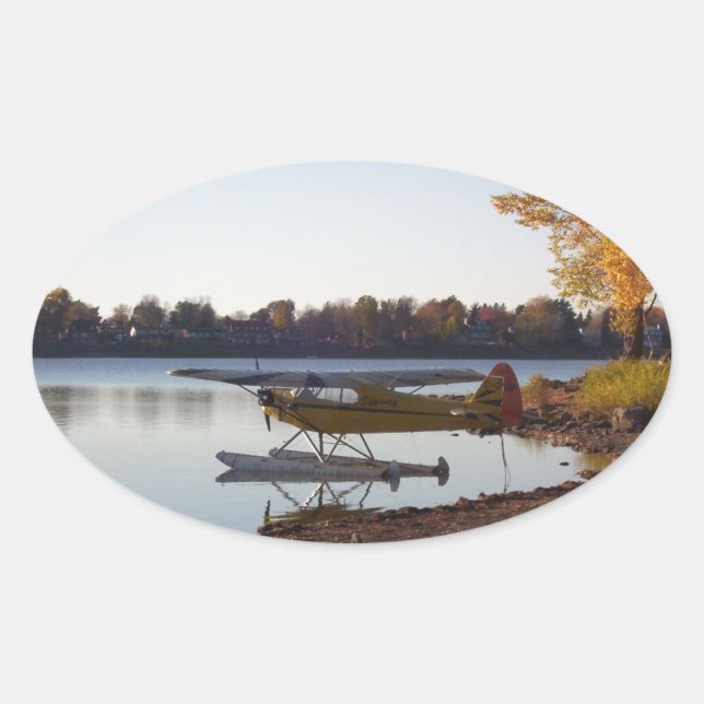 Adesivo Oval Seaplane perto do lago (Frente)