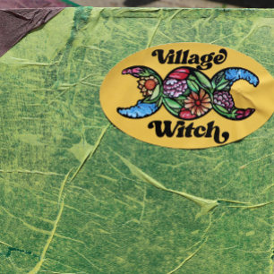 Adesivo Oval Village Witch