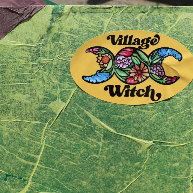 Adesivo Oval Village Witch (Criador carregado)