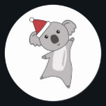 Adesivo Papais noeis De Crianças Cuecas De Natal Koala<br><div class="desc">O coala está com um chapéu de Papai Noel. Os coalas são animais bonitos para o Natal como presentes para crianças.</div>