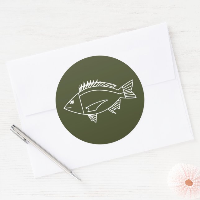 Adesivo Peixe-Bream Negro em Branco em Khaki Green (Envelope)
