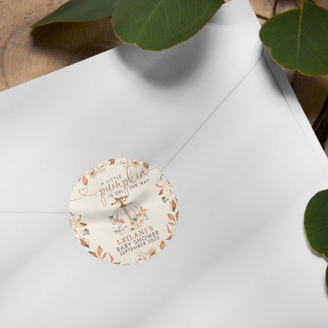 Adesivo Pequeno Chá de fraldas Russo de Abóbora (A little pumpkin fall floral rustic baby shower sticker is perfect way to celebrate the mom to be.)