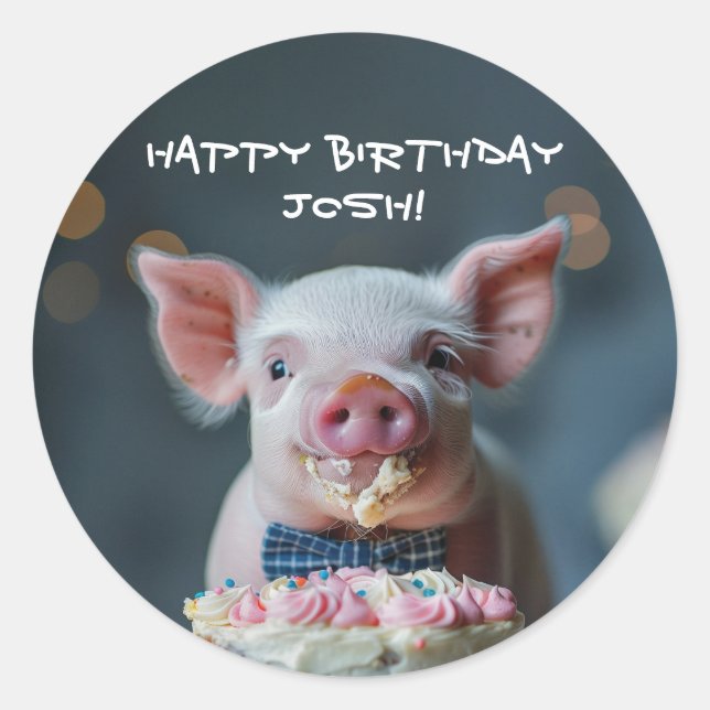 Adesivo Pequeno leitão se unindo em um bolo de aniversário (Frente)