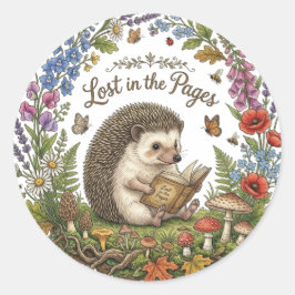 Adesivo Perdido nas Páginas Cute Hedgehog Lendo Livro