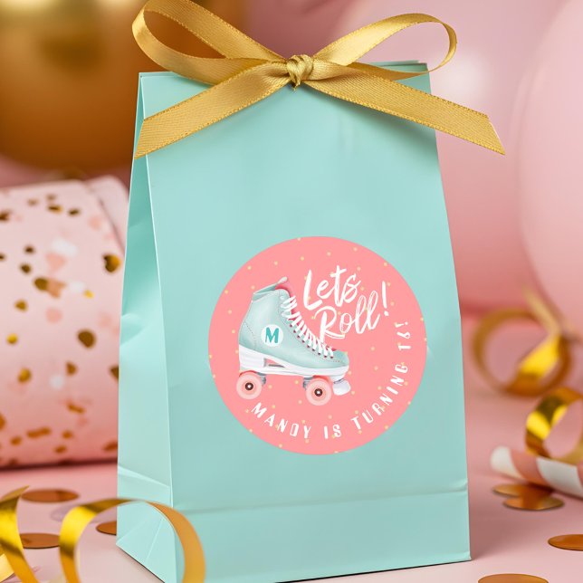 Adesivo Permite Rolar A Tela De Rollerskagem De Retorno De (Lets Roll Fun Retro Throwback Rollerskating Vibe Classic Round Sticker)