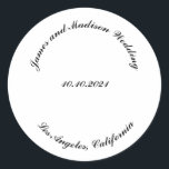 Adesivo Personalizar Nome, data de casamento de letras pre<br><div class="desc">Personalizar Nome,  data letras pretas curvas de casamento Texto personalizado do Classic Round Sticker,  personalizá-lo com seu próprio texto,  informações</div>