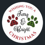 Adesivo Pet Dog Cat Holiday Christmas — Vinheta de Natal<br><div class="desc">Um pequeno desejo de feriado extra para seus cartões e presentes de Natal. Substituir Férias de Natal, se quiser. Vestido para o dono do cão ou do gato. Também para o rancheiro de cachorro, caminhador de cachorro, donos de salões de cachorro para um desejo de feliz em seus cartões de...</div>