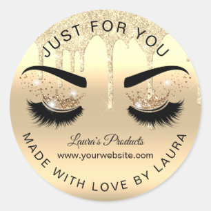Adesivo pingando lascas de ouro em coroa feito por lascas 