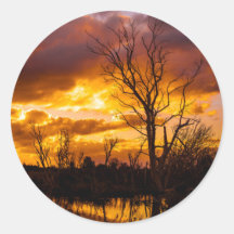 Pôr o sol no lago grande