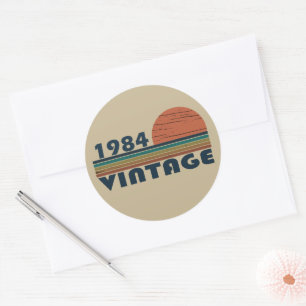 Adesivo Presente de Aniversário Vintage 1984 Nascido