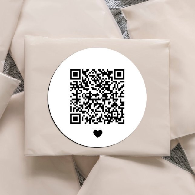 Adesivo Promocional de Código QR Personalizado (QR code round sticker in a modern minimalist style with a cute heart #qrcode #creatyourqrcode)