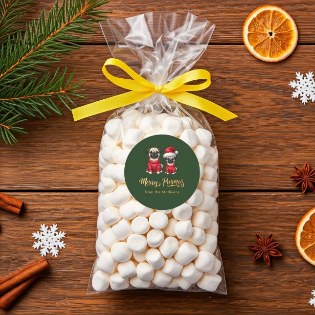 Adesivo Pugmas de Feliz de Natal Engraçado Personalizado (Personalized Cute Funny Christmas Holiday Merry Pugmas Packaging Idea Green Sticker)