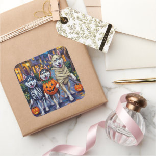 Adesivo Quadrado Alaskan Malamute Dogs Trick-or-Tratating Halloween