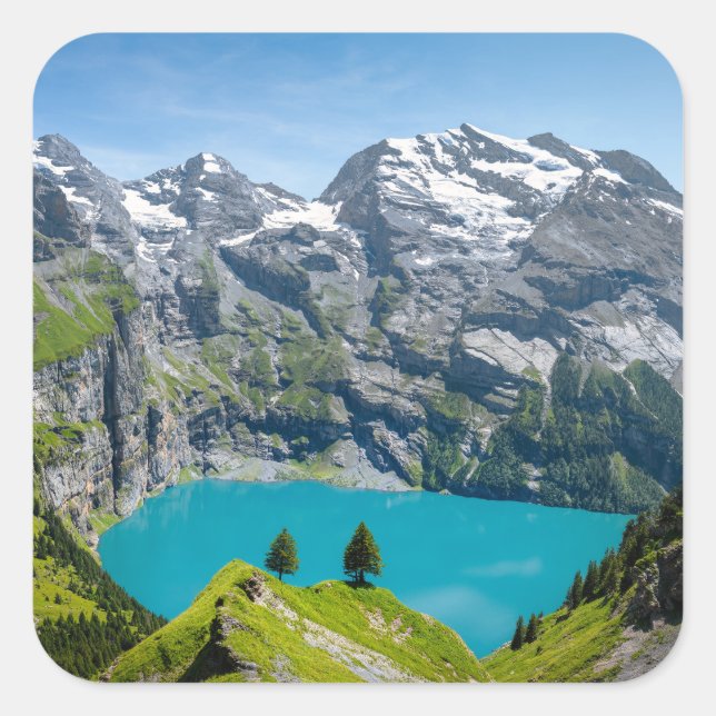 Adesivo Quadrado Alpine lake Oeschinensee in Switzerland (Frente)