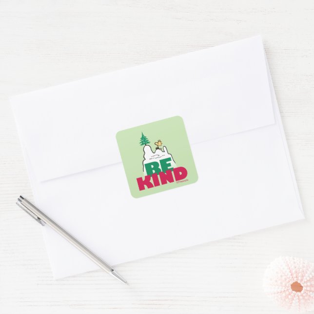 Adesivo Quadrado Amendoins | Snoopy & Woodstock Be Kind (Envelope)