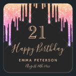 Adesivo Quadrado aniversário de 21 anos preto-arco-íris-íris, cor-d<br><div class="desc">Uma moda e um aniversário de 21 anos glamouroso. Um fundo preto clássico, decorado com pingos de brilho falso e colorido do arco-íris, pingando tinta, parece roxo, rosa e ouro rosa. Com o texto: 21 Feliz Aniversário. Personalize e adicione um nome e uma data. Data de nascimento ou data da...</div>