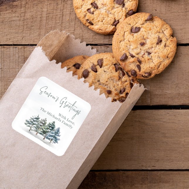 Adesivo Quadrado Árvores de Pinheiros de Saudações da Estação Water (Custom sticker with winter woodland pine trees. )