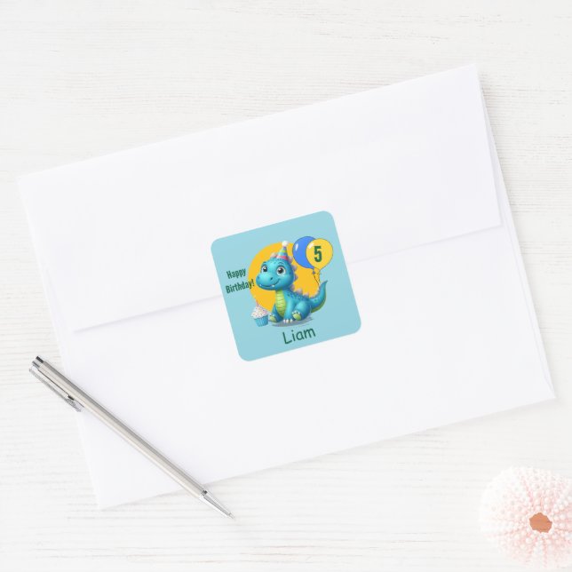 Adesivo Quadrado Baby Dino Birthday Sticker (Envelope)