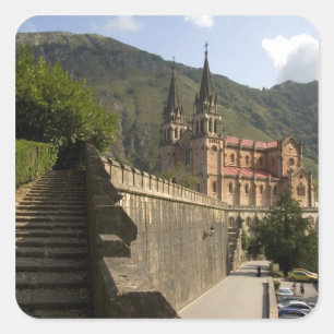 Adesivo Quadrado Basílica de Covadonga, noroeste da Espanha.