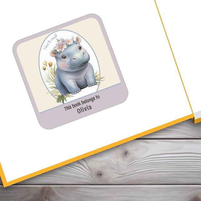 Adesivo Quadrado Bebê Hippo Bonito Adoro Ler Vinheta De Cartão (Baby Hippo Cute I Love To Read Bookplate Sticker. Personalize this sticker for your child.)