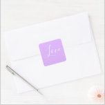 Adesivo Quadrado Casamento Minimalista de Cor Sólida do Pastel Pers<br><div class="desc">Leve adorável primavera púrpura de cor. Simples e moderno estilo de chic moderno e minimalista,  estética pastel em cor sólida lavanda. Decoração da casa Mauve,  decoração estética mauve,  cozinha mauve,  cor mauve.</div>