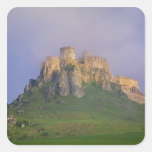 Adesivo Quadrado Castelo Spissky na névoa, Eslováquia