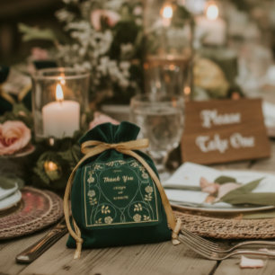 Adesivo Quadrado Corações Florais Dourados Medievais e Espada Obrig