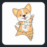 Adesivo Quadrado Corgi Christmas Snow Winter Animal Corgis<br><div class="desc">O cachorro Corgi no Natal com luzes de fadas. Animais engraçados com presentes e neve nas férias. Também é engraçado para o Natal em julho. Corgis são animais bonitos e perfeitos para o Natal.</div>