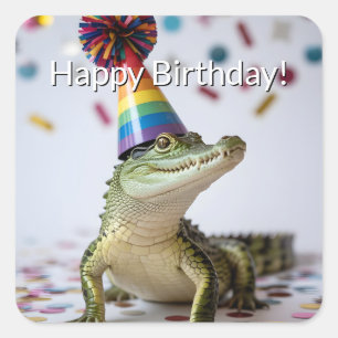 Adesivo Quadrado Crocodilo Usando um Chapéu de Aniversário Arco-Íri