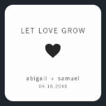 Adesivo Quadrado Deixe o amor crescer o moderno favorito do casamen<br><div class="desc">O casamento moderno favorece os adesivos com um design mínimo com a mensagem, "Deixe o amor crescer" com um coração e seus nomes e data a preto, sobre um fundo branco. As fontes e as cores de fundo podem ser alteradas para qualquer cor desejada. Estes autocolantes simples e contemporâneos são...</div>