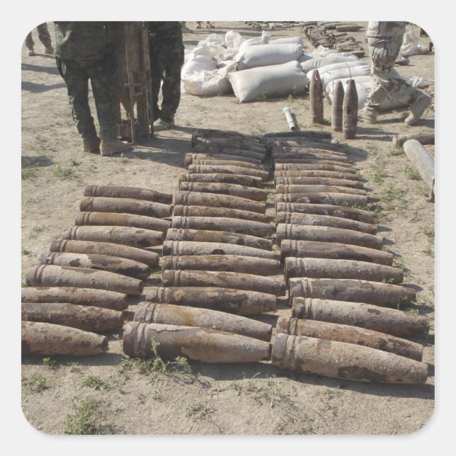 Adesivo Quadrado Dispositivos explosivos são identificados e invent (Frente)