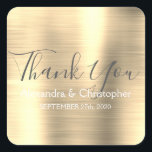 Adesivo Quadrado Dourado Favor do Casamento de Luxo Obrigado<br><div class="desc">Dourada Festa De Casamento Obrigado Sticker. Este adesivo pode ser personalizado para incluir seu nome e data de casamento e ser usado para selar seus convites de casamento ou bolsas de favor. Entre em contato com o designer se você quiser fazer a correspondência de itens.</div>