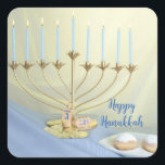 Adesivo Quadrado Dourado Menorah, Moedas e Sonhos Feliz Hanukkah<br><div class="desc">Apresentamos o nosso encantador adesivo de comemoração Chanucá, com uma mistura harmoniosa de elementos tradicionais que dão vida ao espírito do Festival das Luzes! Este adesivo encantador inclui uma menorah radiante, moedas de jogo, um sonho divertido e donuts tentadores — todos lindamente ilustrados para adicionar um toque de calor e...</div>