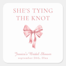 Adesivo Quadrado Ela Está Dando o Nó Rosa Soft Coquette Chá de Noiv