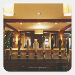 Adesivo Quadrado Encerramento das torneiras de cerveja no bar