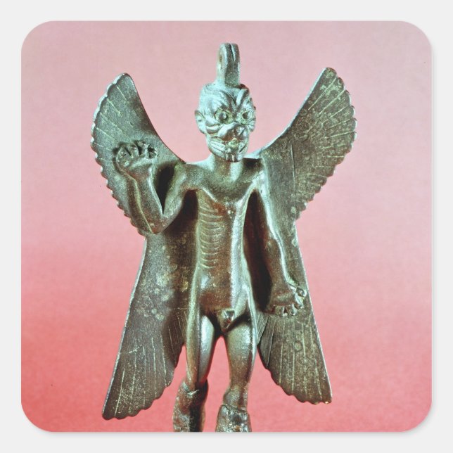 Adesivo Quadrado Estatueta de Pazuzu, um demônio assírio do vento (Frente)