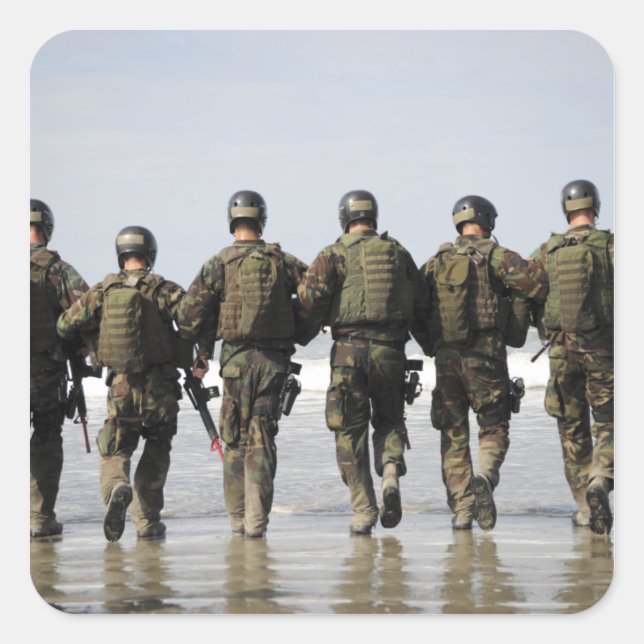 Adesivo Quadrado Estudantes de Formação de Crewman (Frente)