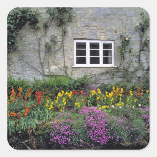 Adesivo Quadrado Europa, Inglaterra, Teffont Magna. Flores enchem