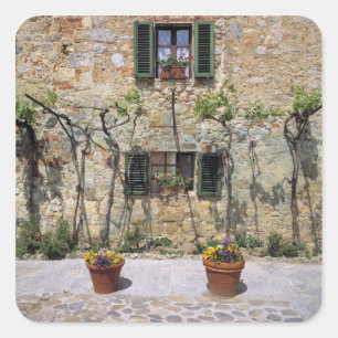 Adesivo Quadrado Europa, Itália, Monteriggioni. Uma casa de pedra é
