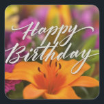 Adesivo Quadrado Feliz Aniversário Vibrante Flores Coloridas da pri<br><div class="desc">Feliz aniversário personaliza o nome das flores de primavera,  azul,  vermelha,  amarela,  verde e violeta.</div>