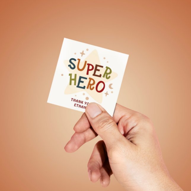 Adesivo Quadrado Festa de Aniversário Infantil Super-Heróis Fofos (Criador carregado)