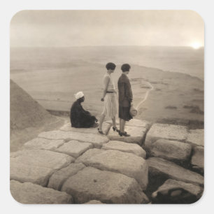 Adesivo Quadrado Flapper Girls Sunrise na Pirâmide Khufu, Egito 192
