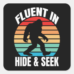 Adesivo Quadrado Fluente em Esconde-Esconde Bigfoot Engraçado